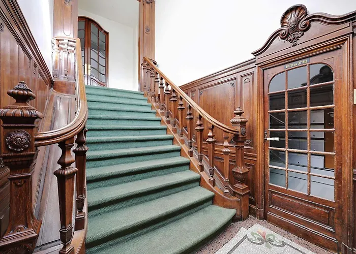 Superb 2p Ecole Militaire Eiffel Tower - Mobility Lease Semesterbostad Paris