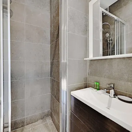 Superb 2p Ecole Militaire Eiffel Tower - Mobility Lease Hébergement de vacances *