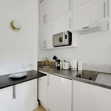 Superb 2p Ecole Militaire Eiffel Tower - Mobility Lease Feriehus